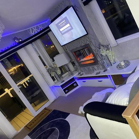 Sandylands Holiday Home Stevenston Экстерьер фото