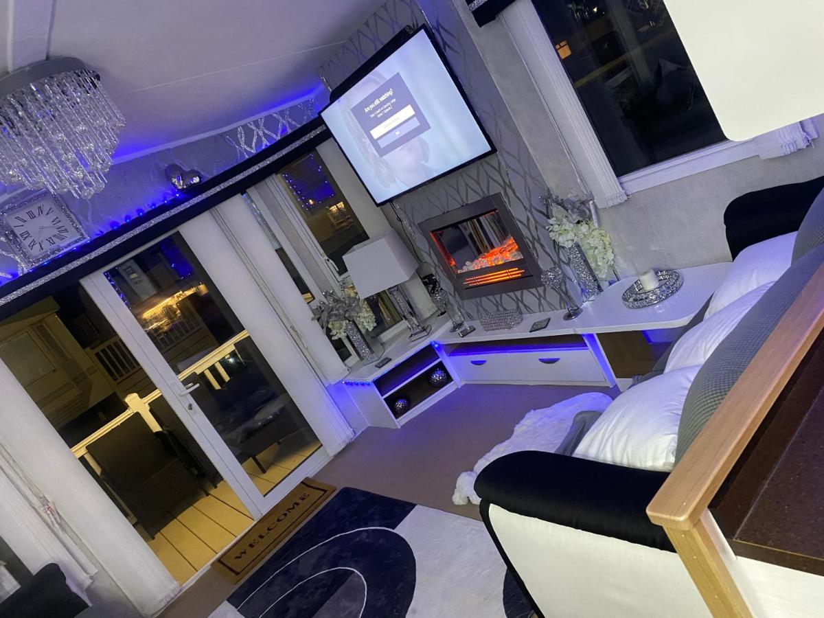 Sandylands Holiday Home Stevenston Экстерьер фото