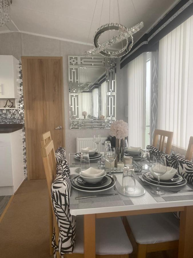 Sandylands Holiday Home Stevenston Экстерьер фото