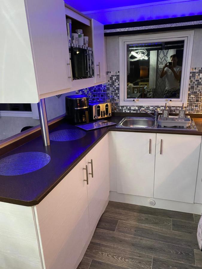 Sandylands Holiday Home Stevenston Экстерьер фото