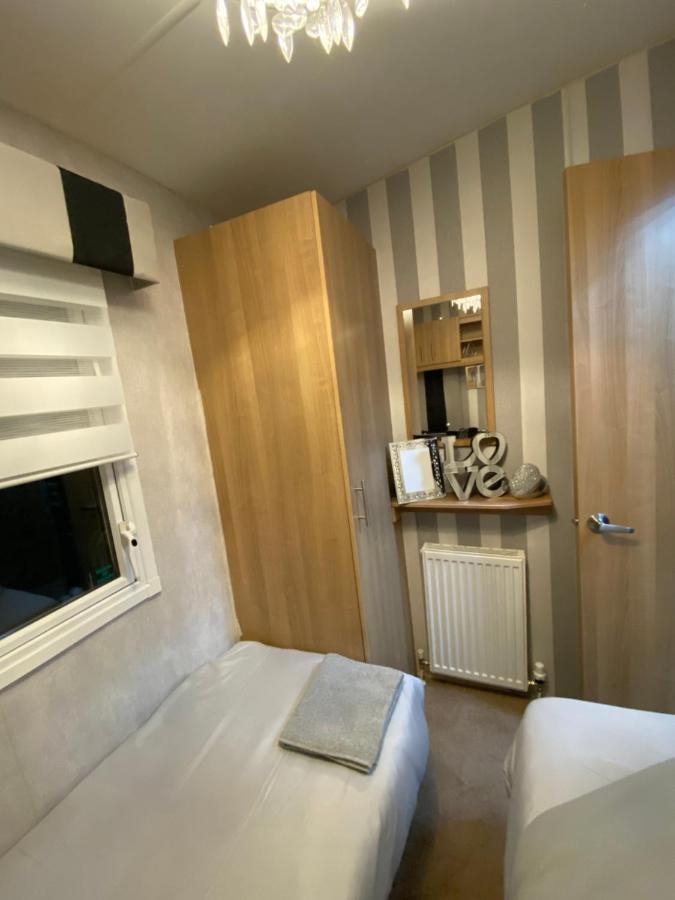 Sandylands Holiday Home Stevenston Экстерьер фото
